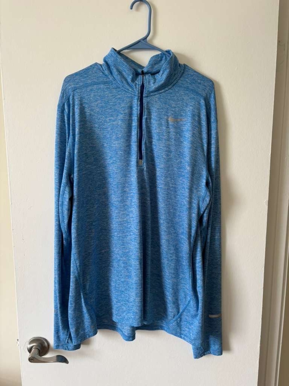 Nike Men’s Light Blue Heathered Quarter-Zip Pullover